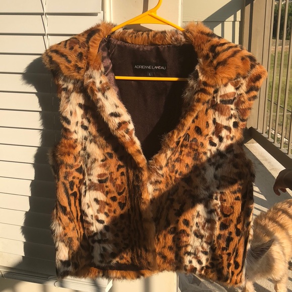 Adrienne Landau Leopard Print Fur Vest - Picture 2 of 6